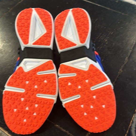 SOLD Nike Huarache - Picture 5 of 5